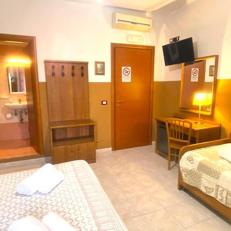 Booking Now Rome-Address Via Palestro,56- Breakfast Included Exteriör bild