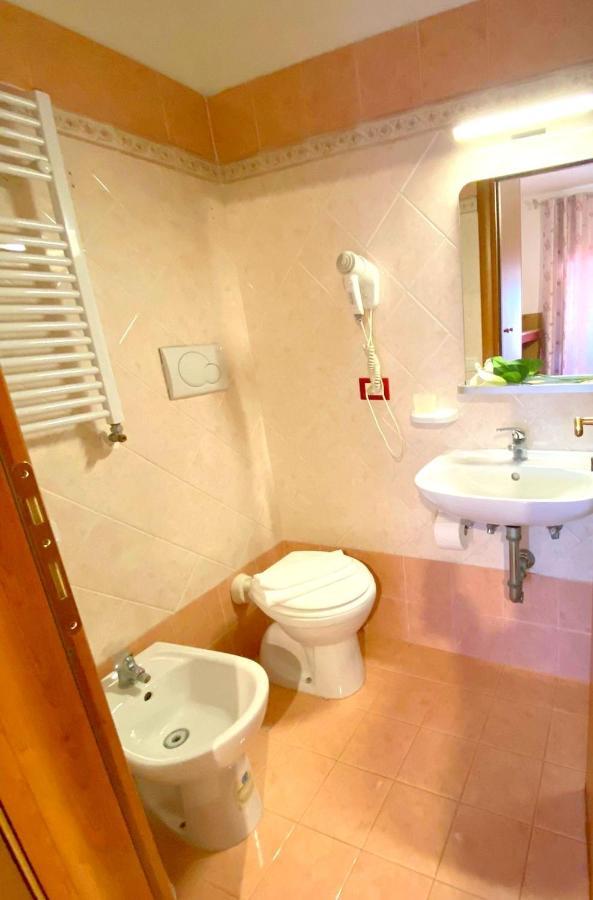 Booking Now Rome-Address Via Palestro,56- Breakfast Included Exteriör bild