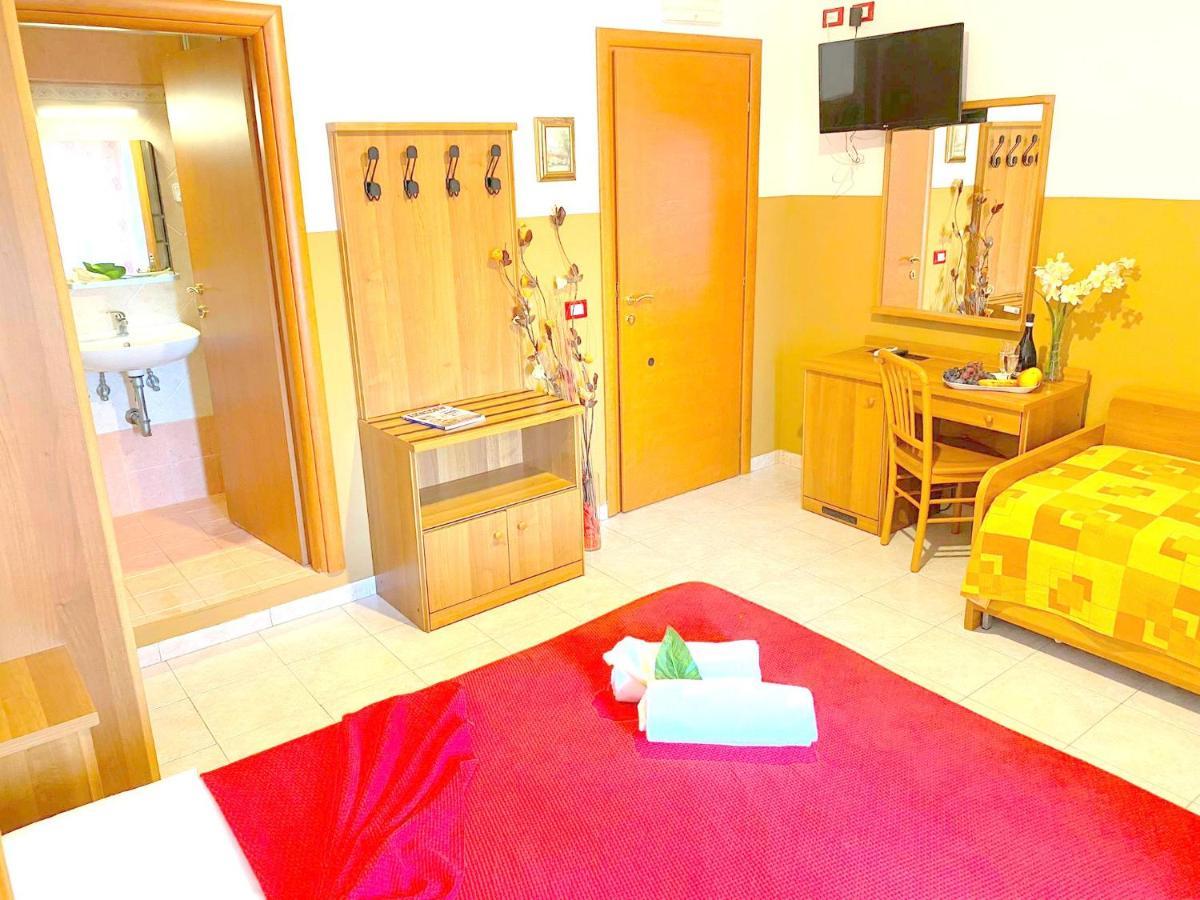 Booking Now Rome-Address Via Palestro,56- Breakfast Included Exteriör bild
