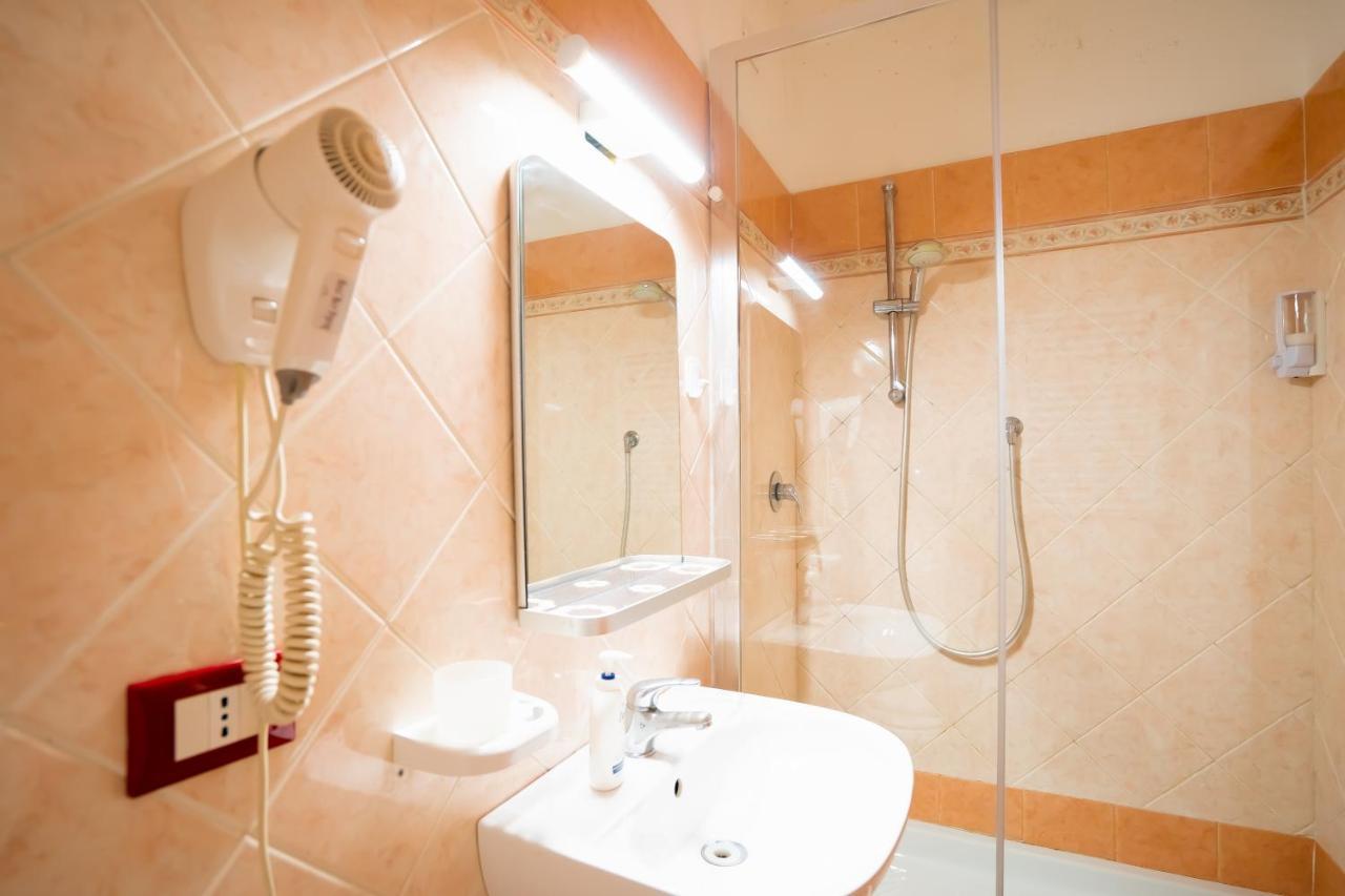 Booking Now Rome-Address Via Palestro,56- Breakfast Included Exteriör bild