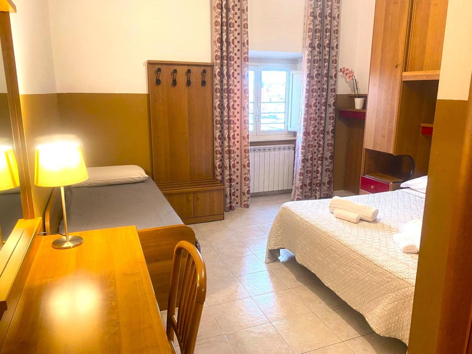 Booking Now Rome-Address Via Palestro,56- Breakfast Included Exteriör bild