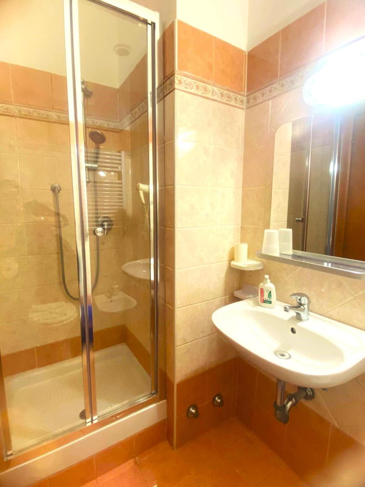 Booking Now Rome-Address Via Palestro,56- Breakfast Included Exteriör bild