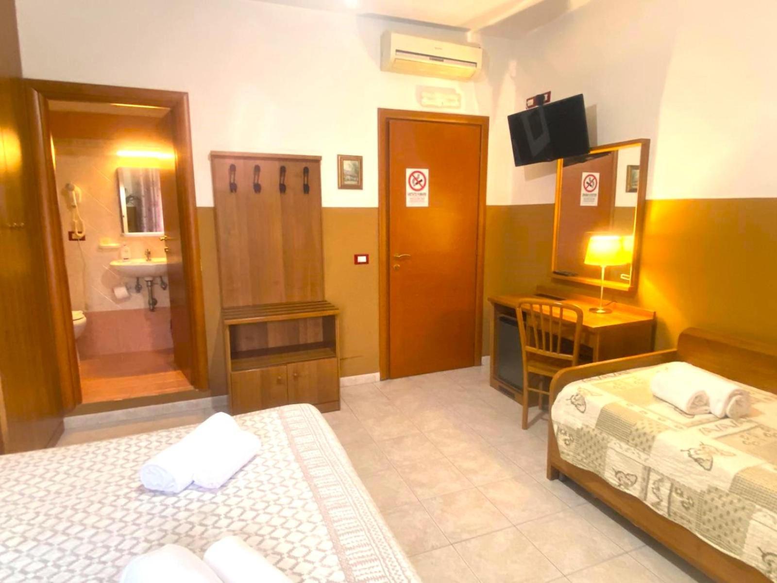 Booking Now Rome-Address Via Palestro,56- Breakfast Included Exteriör bild